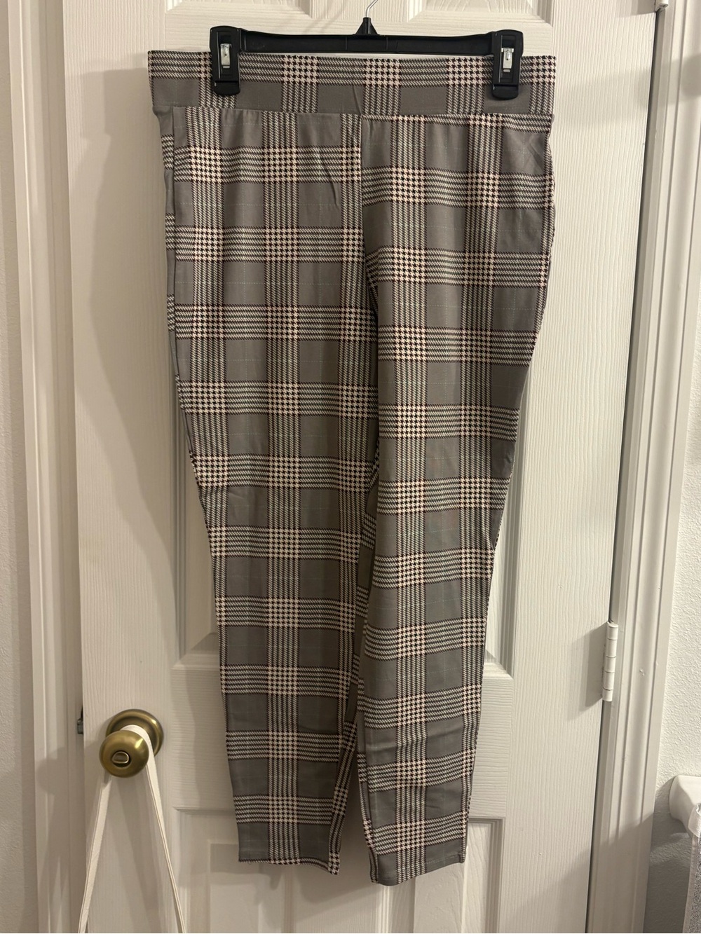 torrid Plaid Slim Leggins- Gray & Cream
